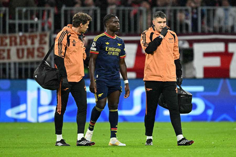 Mikel Arteta gives crucial Bukayo Saka injury update: Struggling to walk without pain...