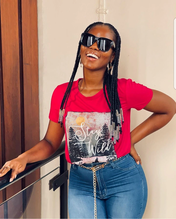 Check out these Mzvee photos to brighten your day (with some details of her) 2