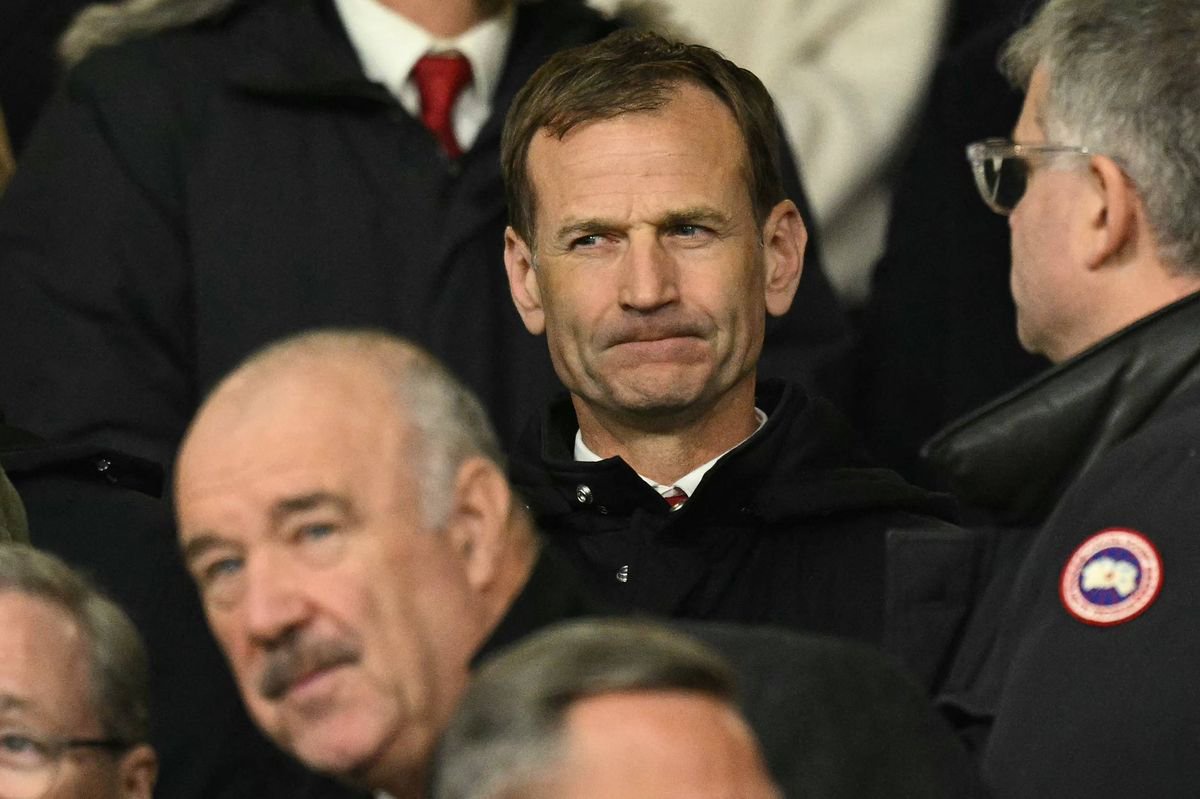 Manchester United's sporting director, Dan Ashworth (C) takes his seat for the UEFA Europa  League, League Phase football match between Manchester United and Bodoe/Glimt at Old Trafford stadium in Manchester, north west England, on November 28, 2024. (Photo by Oli SCARFF / AFP) (Photo by OLI SCARFF/AFP via Getty Images)