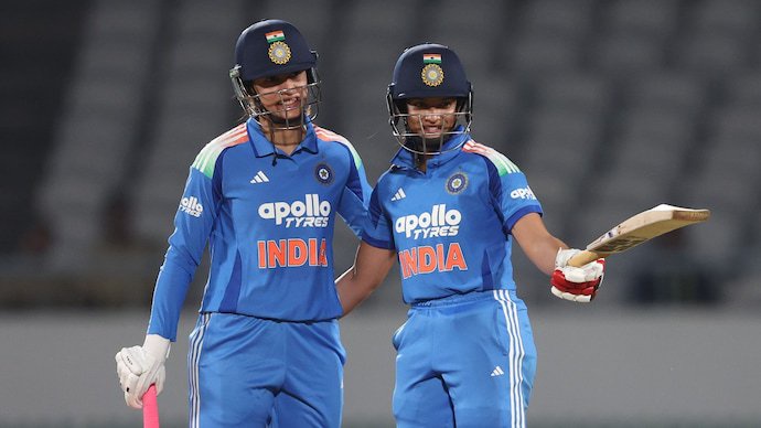 Pratika Rawal, Smriti Mandhana