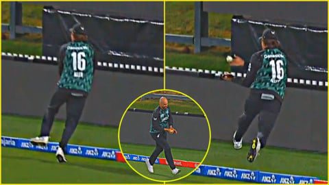 Finn Allen और Daryl Mitchell ने मिलकर Axar Patel का शानदार Tag Team Catch पकड़ा