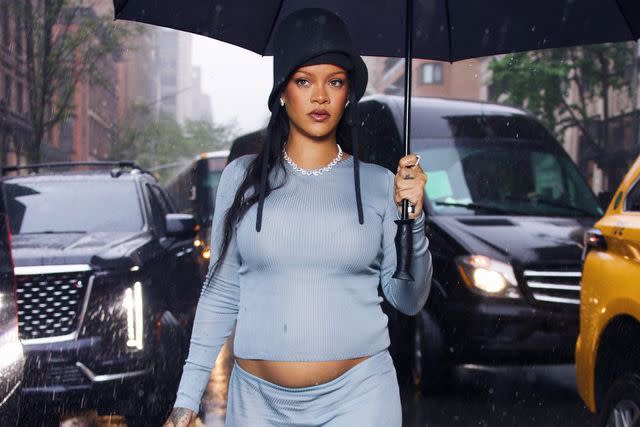 Diggzy / BACKGRID Rihanna shows off baby bump on May 5, 2025.