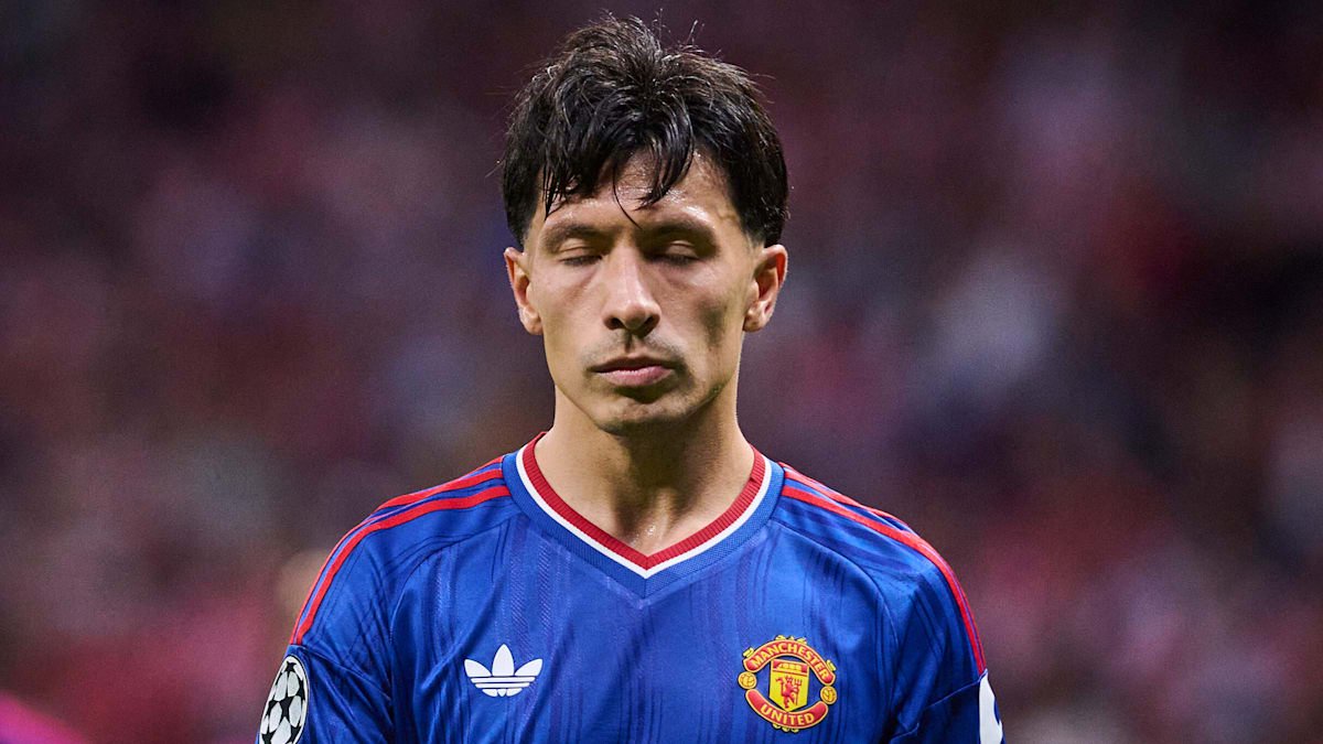 Lisandro Martínez Blames Manchester United Management After Defeat