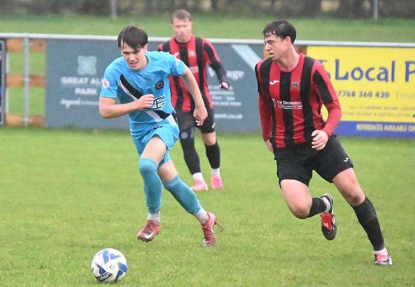 Action from Saturday's game between Alcester Town and Shortwood United. Photo: Phil Britt