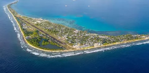 Tuvalu, negara pulau di Pasifik selatan yang diprediksi bakal tenggelam akibat perubahan iklim.