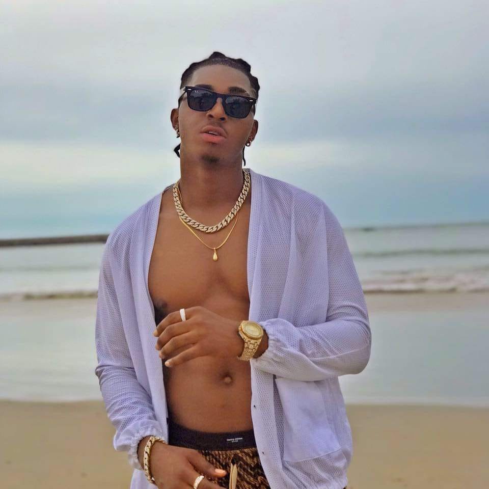 Singer and former Mr Universe, Slami Ifeanyi shot dead in Anambra state 