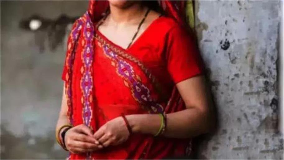 husband went to gujarat 10 days after marriage wife got pregnant behind