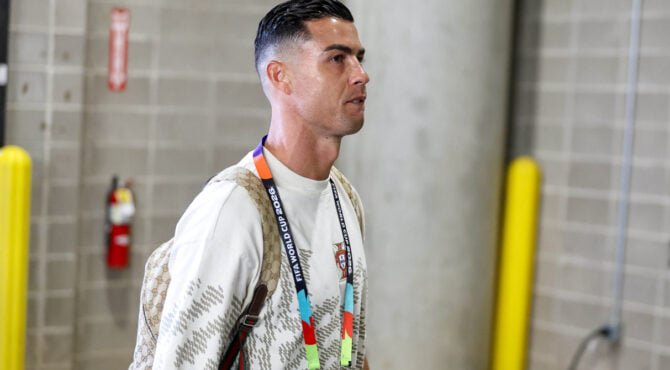 ICONSPORT_368476_0019