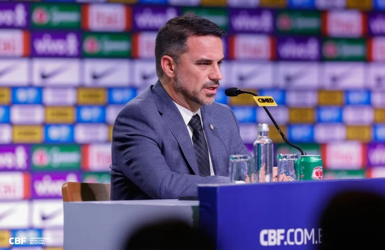 Rodrigo Caetano: coordenador executivo da CBF explica critérios da convocação da Seleção (Rafael Ribeiro/CBF)