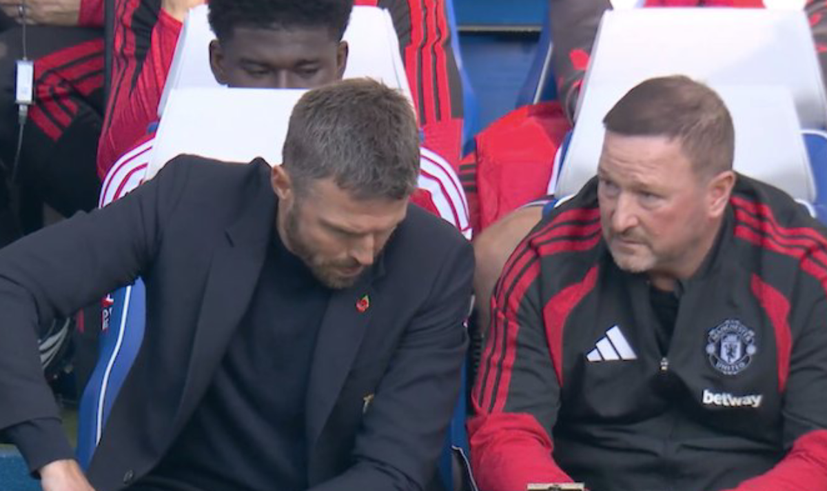Michael Carrick sat on the bench.