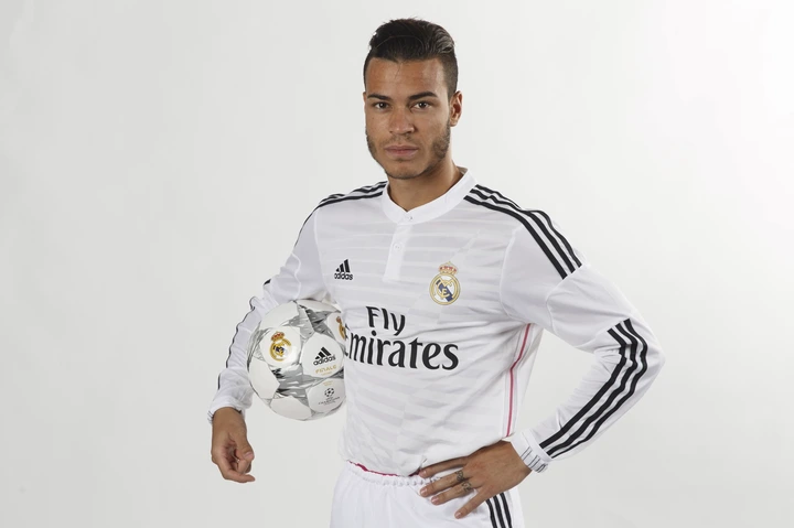 What does the future hold for Real Madrid loanee Raul de Tomas?