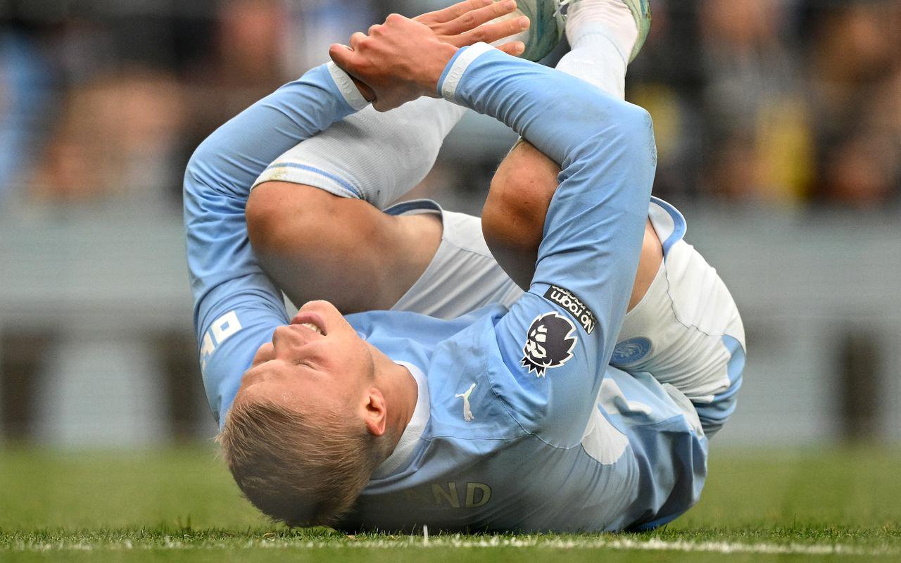Enzo Maresca praises Man City despite 'strange' loss to PSG in the Champions League