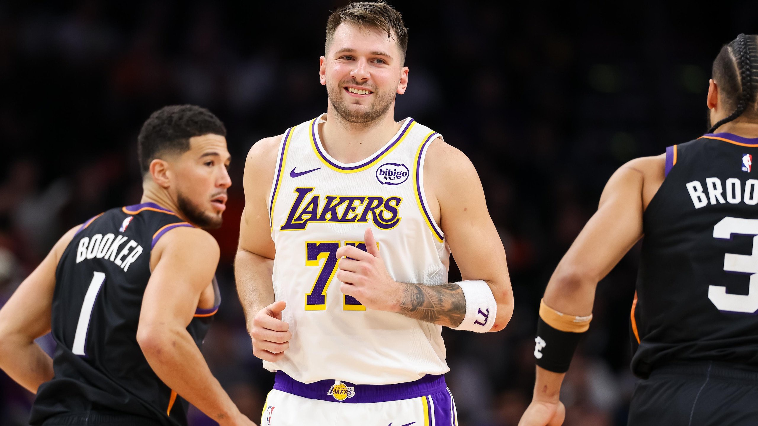 Los Angeles Lakers v Phoenix Suns
