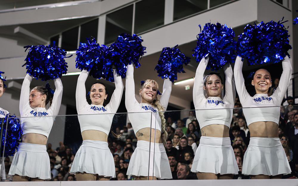 La fête était également en tribunes…