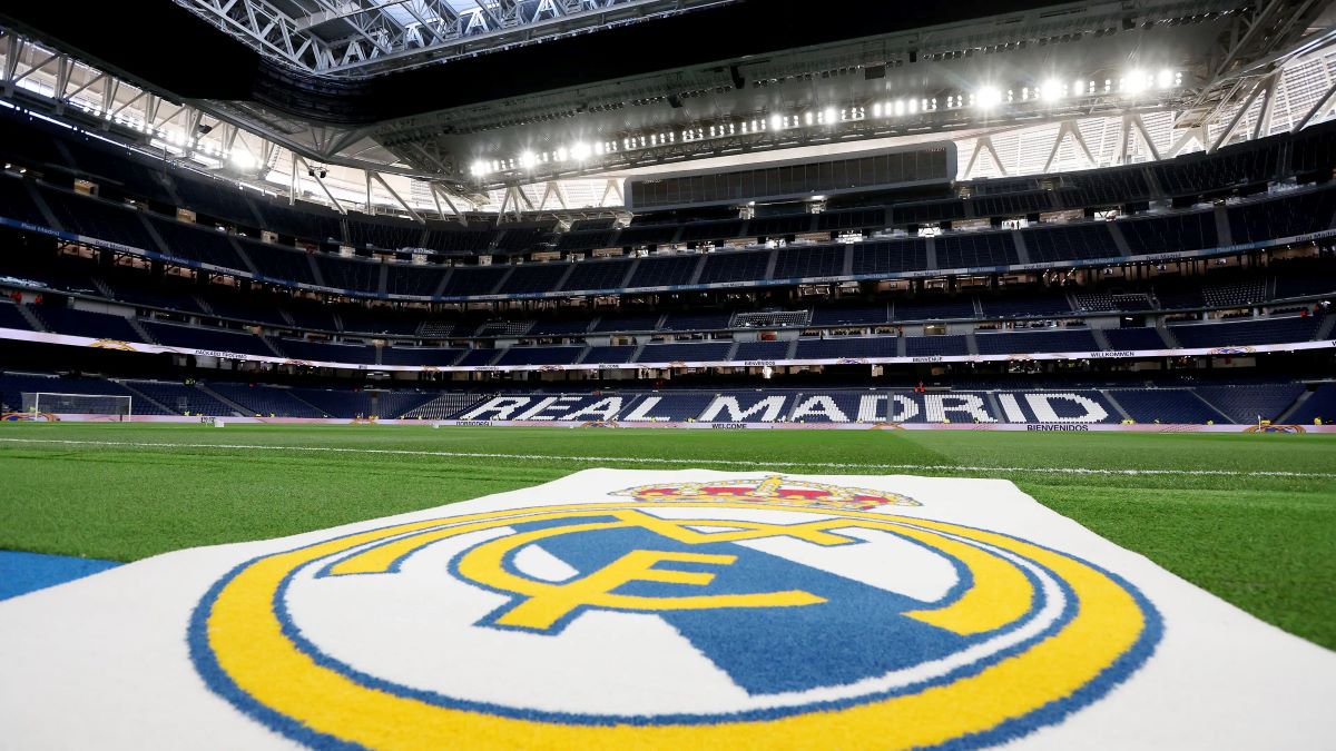 Real Madrid demand Manchester United to pay share of €80m