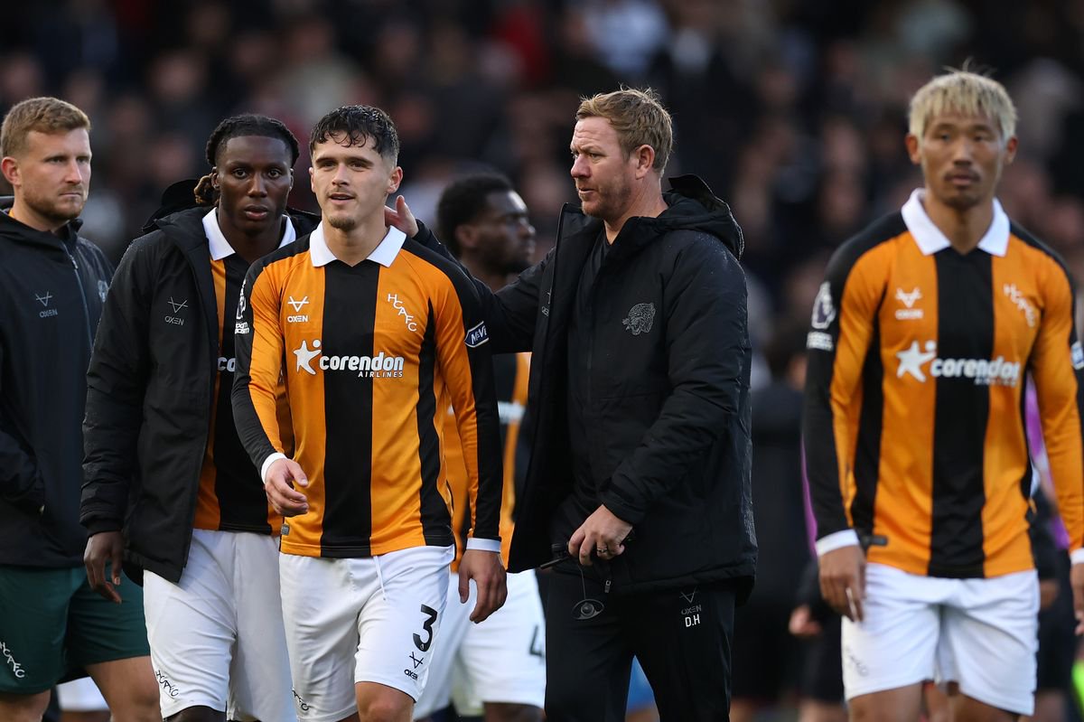 Dean Holden, Ryan Giles, Brooke Norton-Cuffy, Dillon Phillips and Hidemasa Morita at Craven Cottage