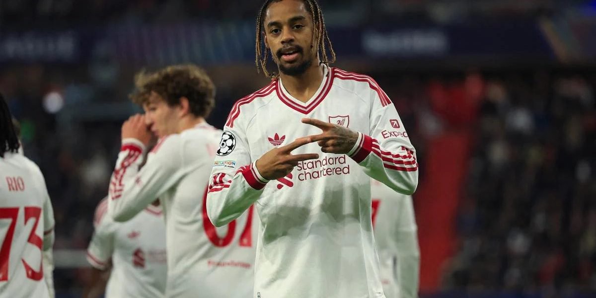 Bradley Barcola named Champions League Player of the Week