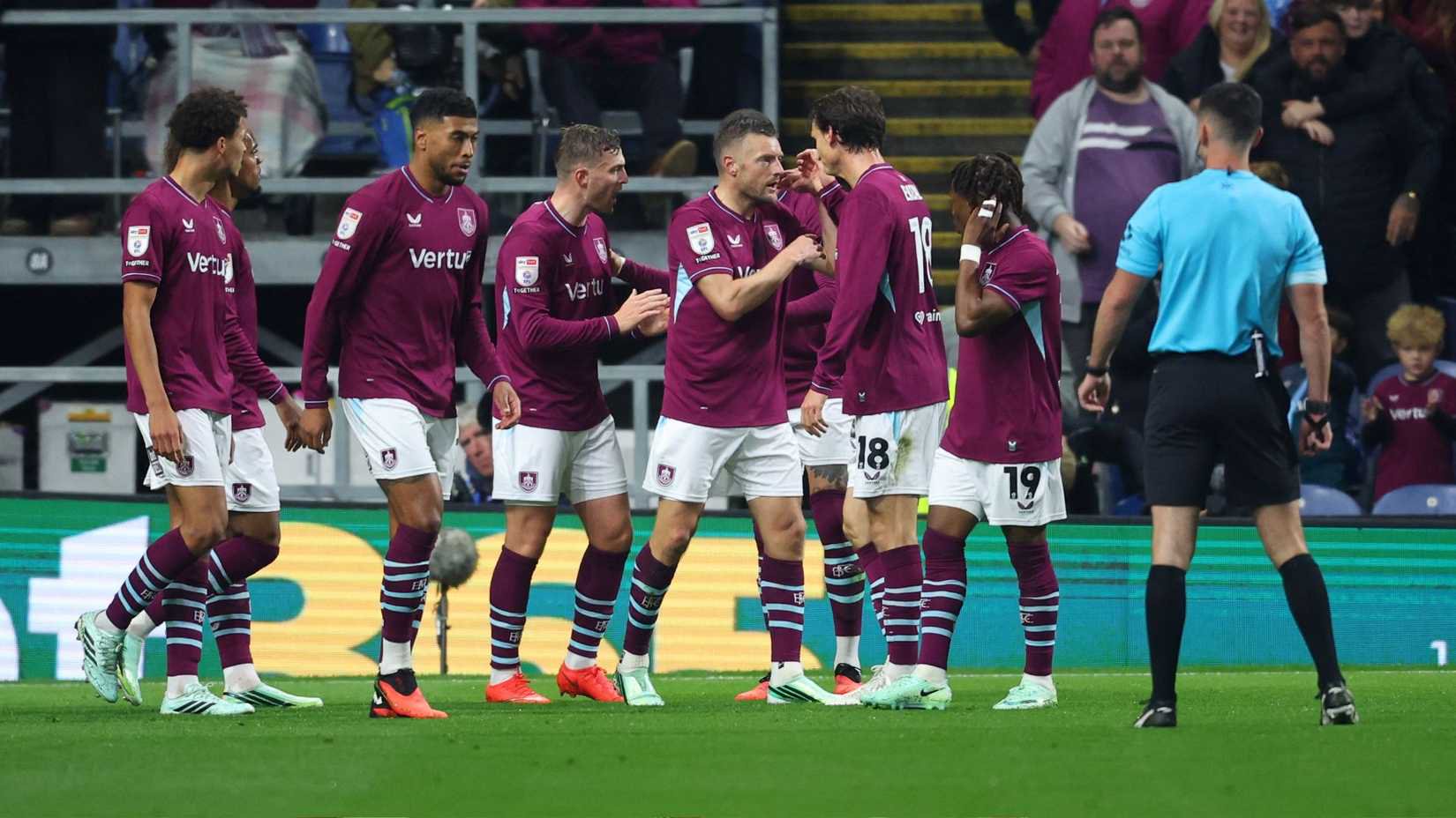 Soccer Football - Championship - Burnley v Wolverhampton Wanderers - Turf Moor, Burnley, Britain - October 16, 2026 Burnley's Jamie Vardy celebrates scoring their first goal with teammates