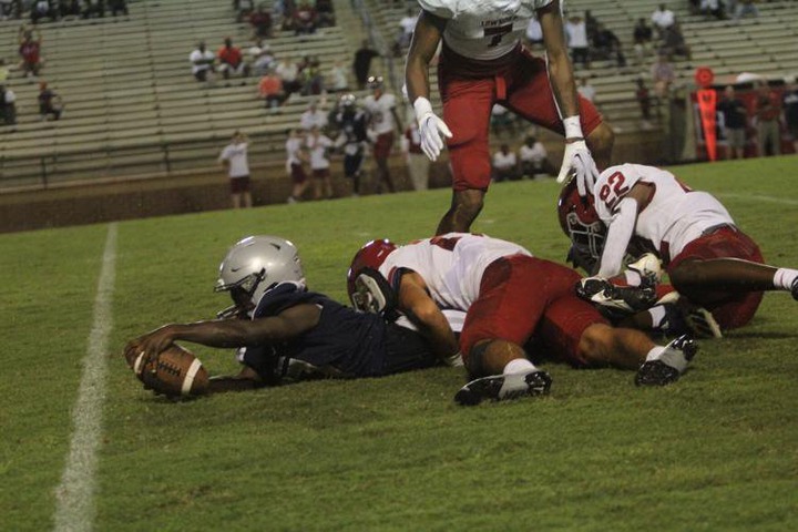 Safety gives Tift 8-7 edge in Lowndes scrimmage