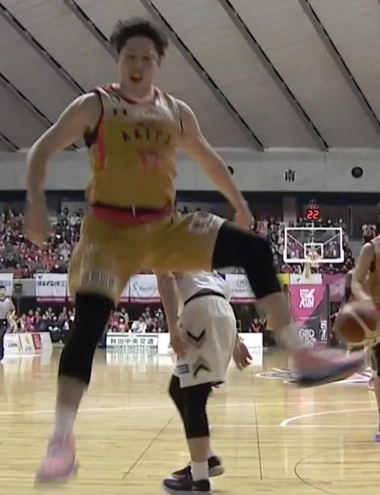 Takuya Nakayama Sparks Akita Northern Happinets to First Home Win with 11 Points in Season Debut