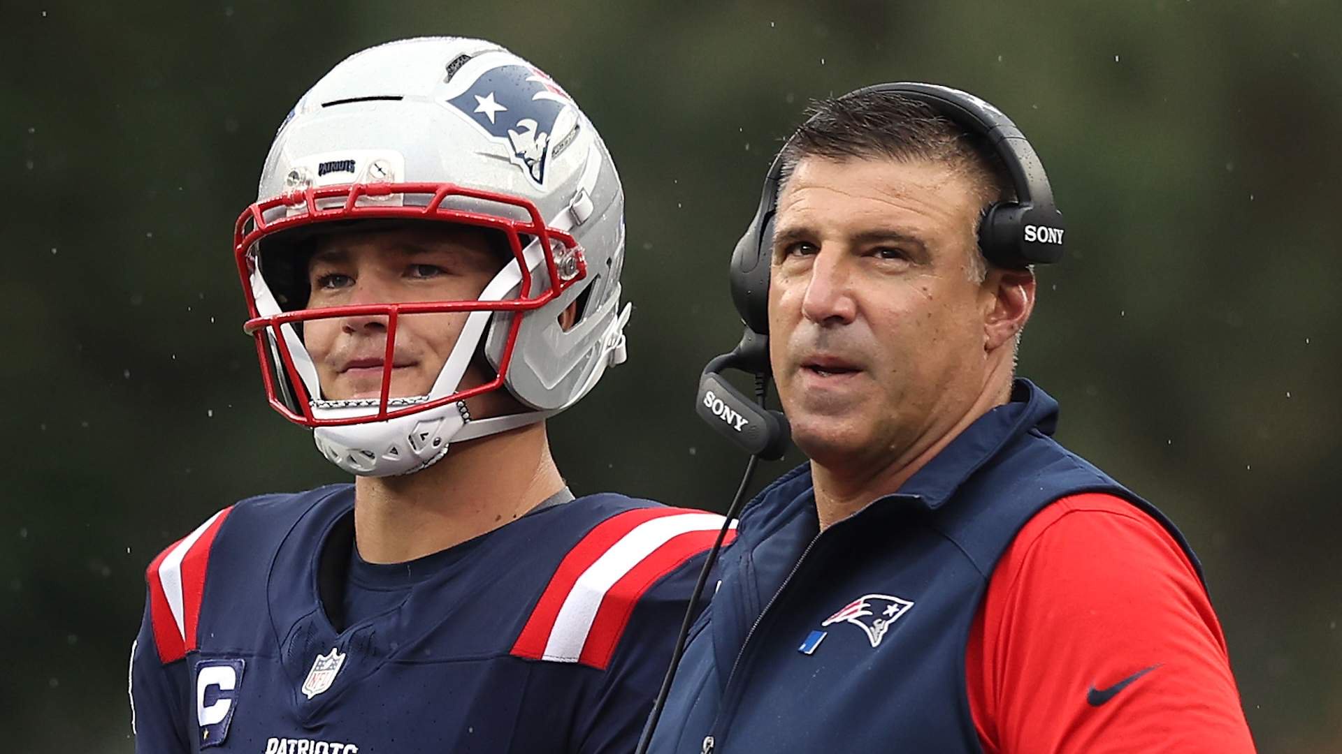 Drake Maye Mike Vrabel New England Patriots