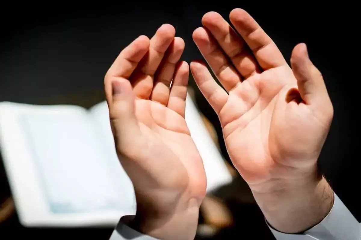 دعاء لكل مهموم ومديون من رسول الله