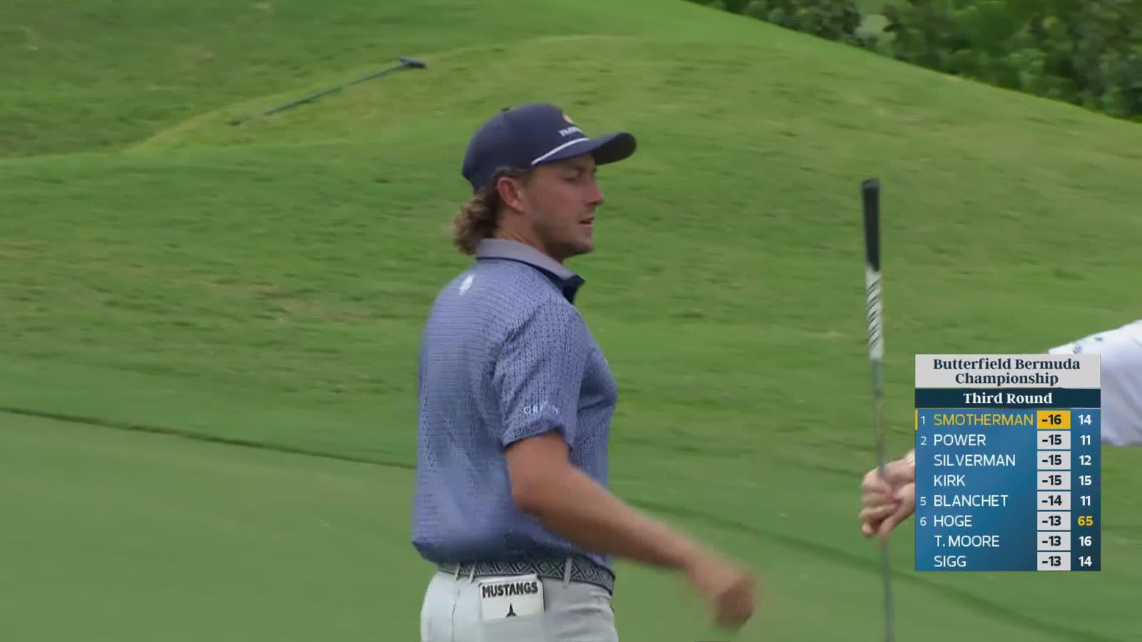 Austin Smotherman sinks 7-foot putt for birdie on No. 15 at Butterfield Bermuda