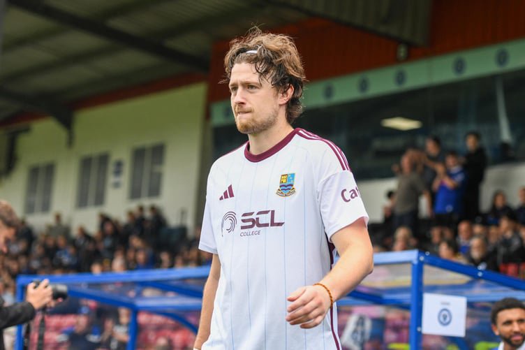 Farnham Town defender Dan Bayliss has joined Basingstoke Town on loan (Photo: Farnham Town FC)