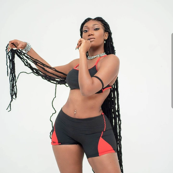 Wendy Shay has put on a free show for Ghanaians in her new photos to prove that she is beautiful and curvy.