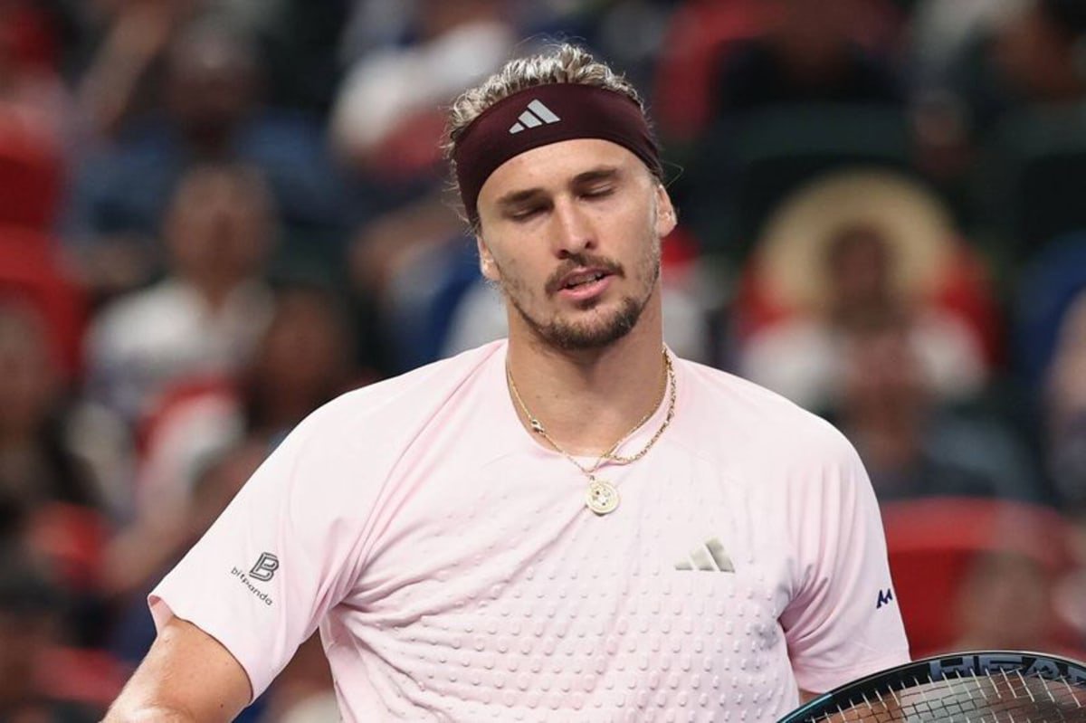 Alexander Zverev has been told that he's not the best player in the world right now