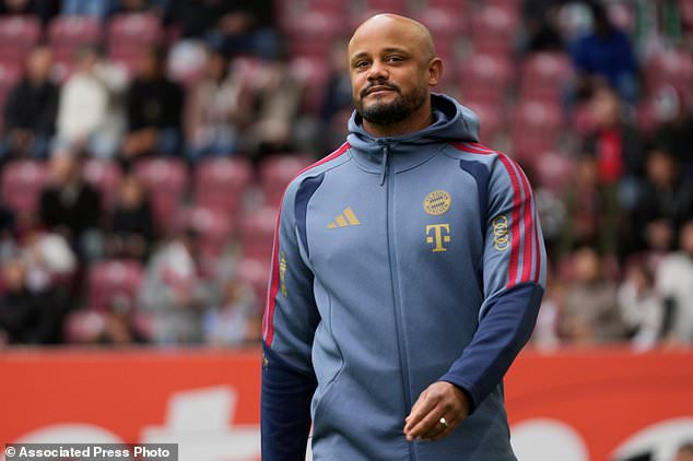 Bayern's head coach Vincent Kompany arrives for the German Bundesliga soccer match between FC Augsburg and FC Bayern Munich in Augsburg, Germany, Oct. 10, 2026. (AP Photo/Matthias Schrader)