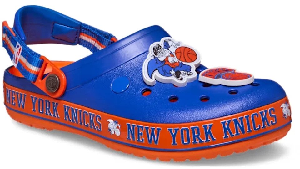 NBA New York Knicks Crocband™ Clog ©Image Credit: Crocs