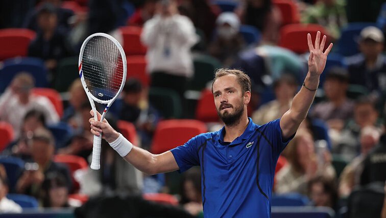 Daniil Medvedev sieht Jannik Sinner und Carlos Alcaraz als nahezu unbezwingbar.