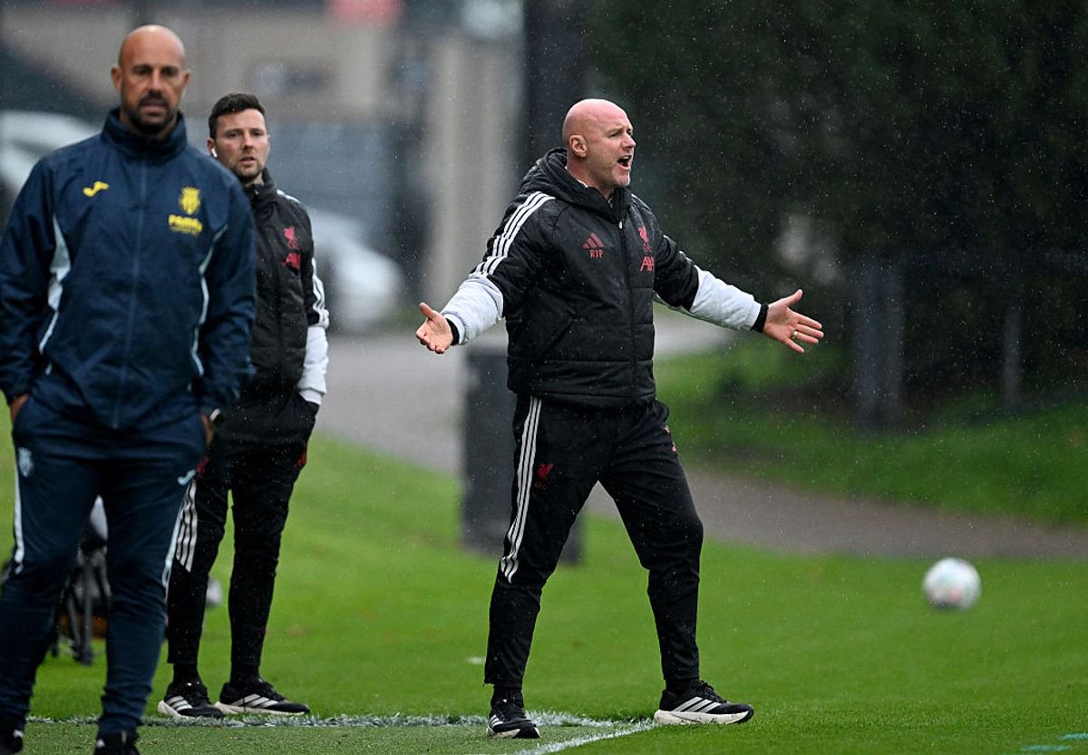 KIRKBY, ENGLAND - OCTOBER 20: (THE SUN OUT, THE SUN ON SUNDAY OUT) Coach Rob Page of Liverpool during the UEFA Youth League game at AXA Training Centre on October 20, 2026 in Kirkby, England.  (Photo by Nick Taylor/Liverpool FC via Getty Images)