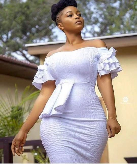 Here are some pictures of white fabric clothes designs for ladies (photos)