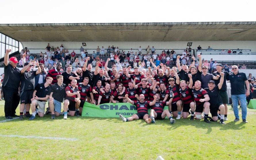 Blackheath celebrate promotion to the Champ