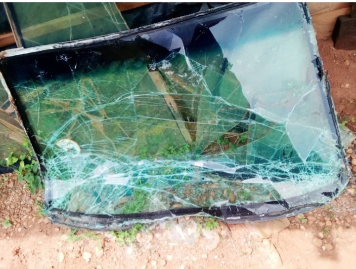 Popular Ghanaian musician, his wife and two children involved in a gory accident on Nkawkaw road 55