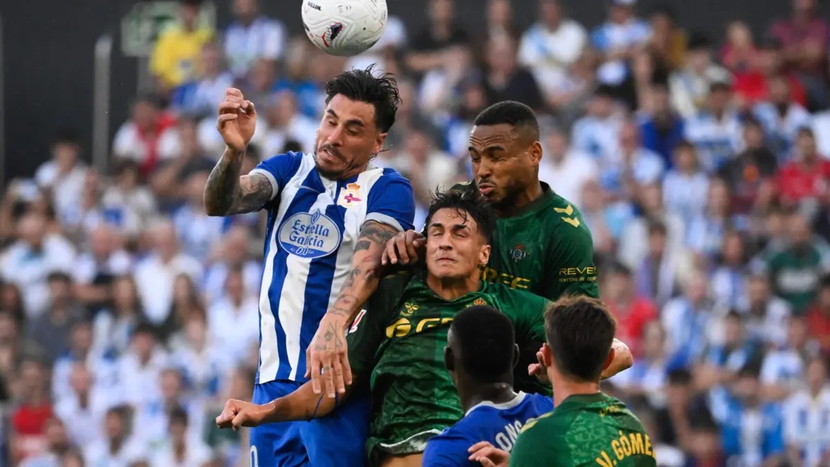 José Maria Giménez, com a camisola do Deportivo da Corunha