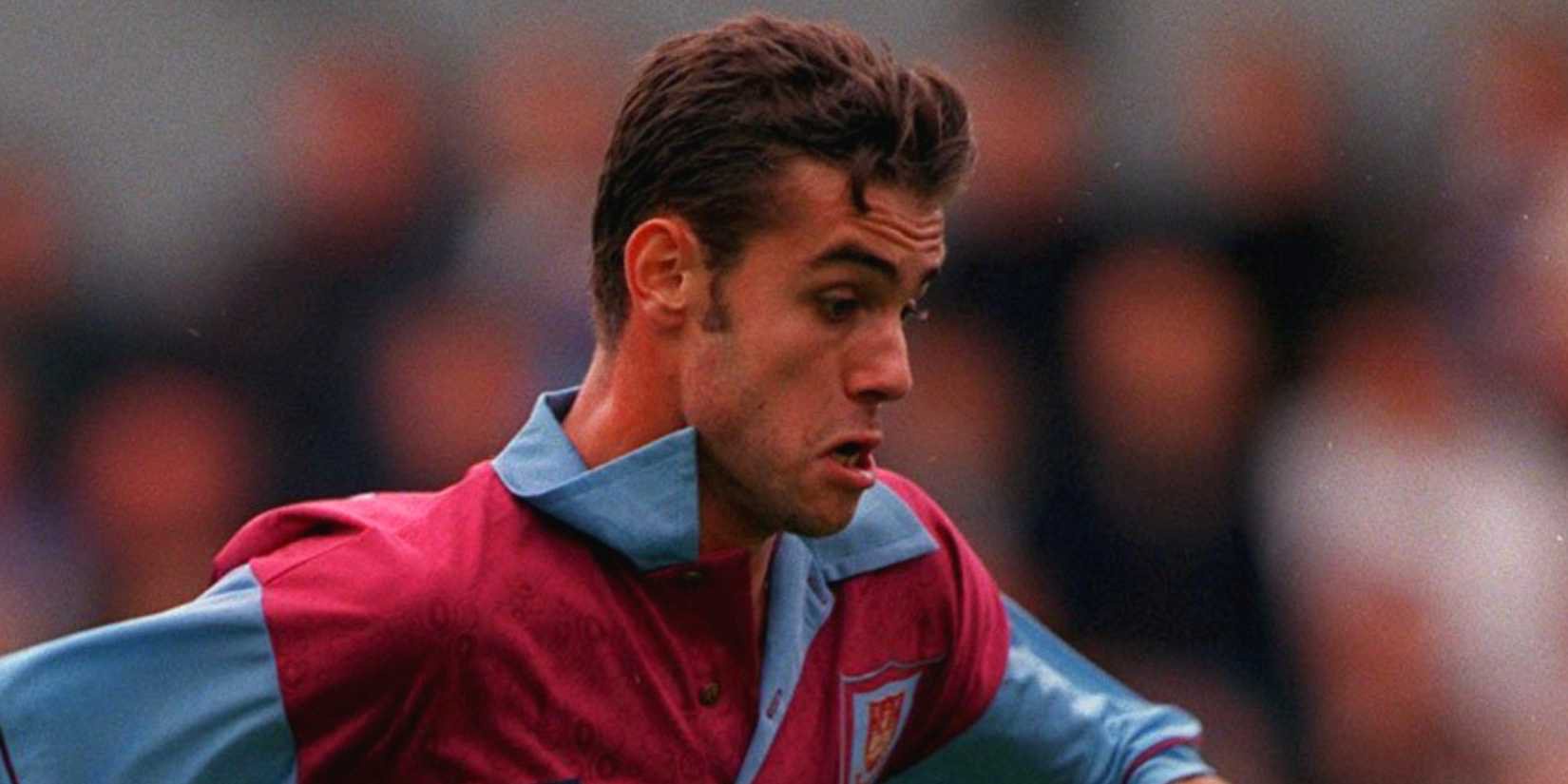 Hugo Porfirio playing for West Ham Utd