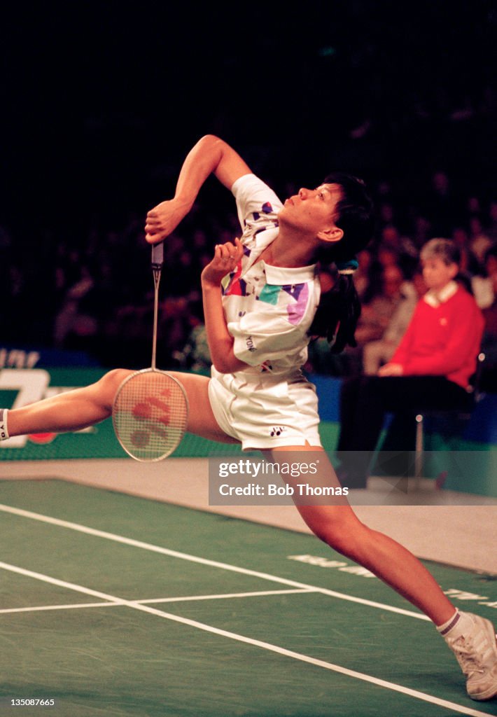 Susi susanti all england badminton champion