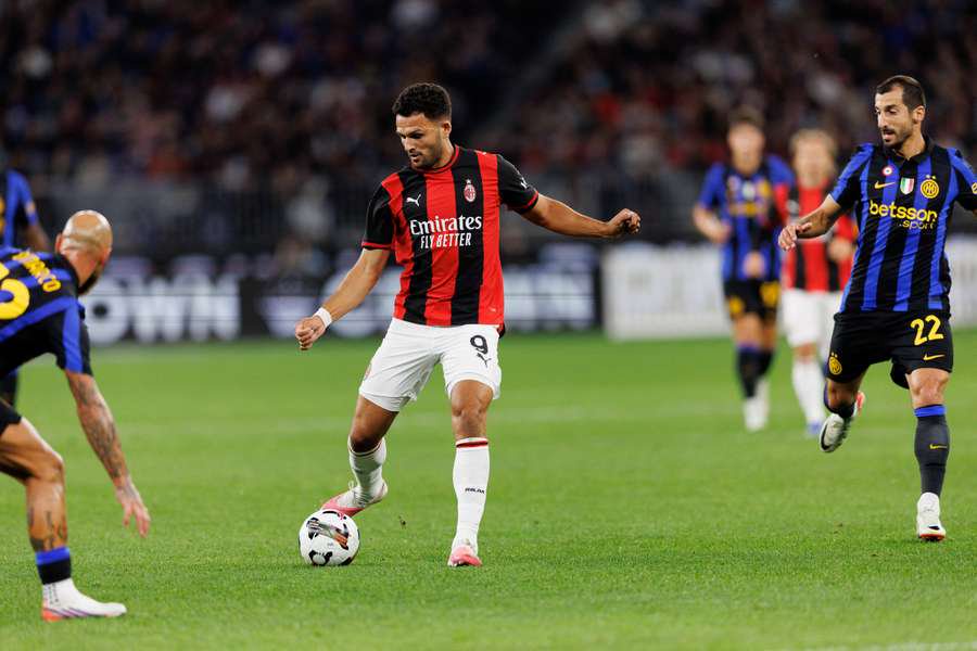 Fans will feels like they are "sitting on the grass" in the new stadium according to David Manica