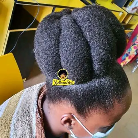 Beautiful ways you can wrap natural hair to look stunning (photos)