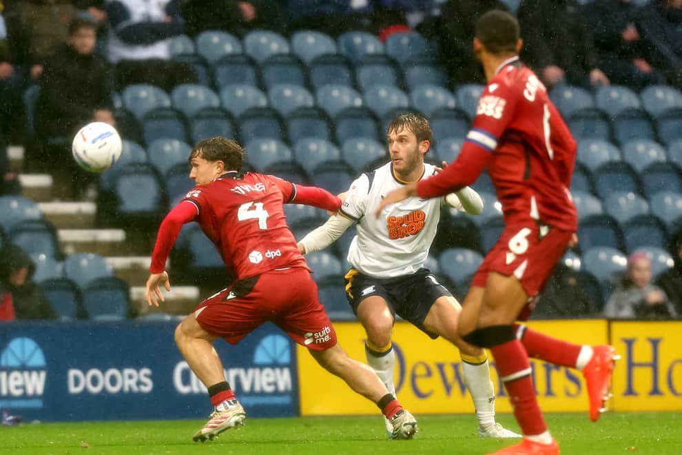 West Bromwich Albion's Callum Styles vies for possession with Preston North End's Stanley Mills