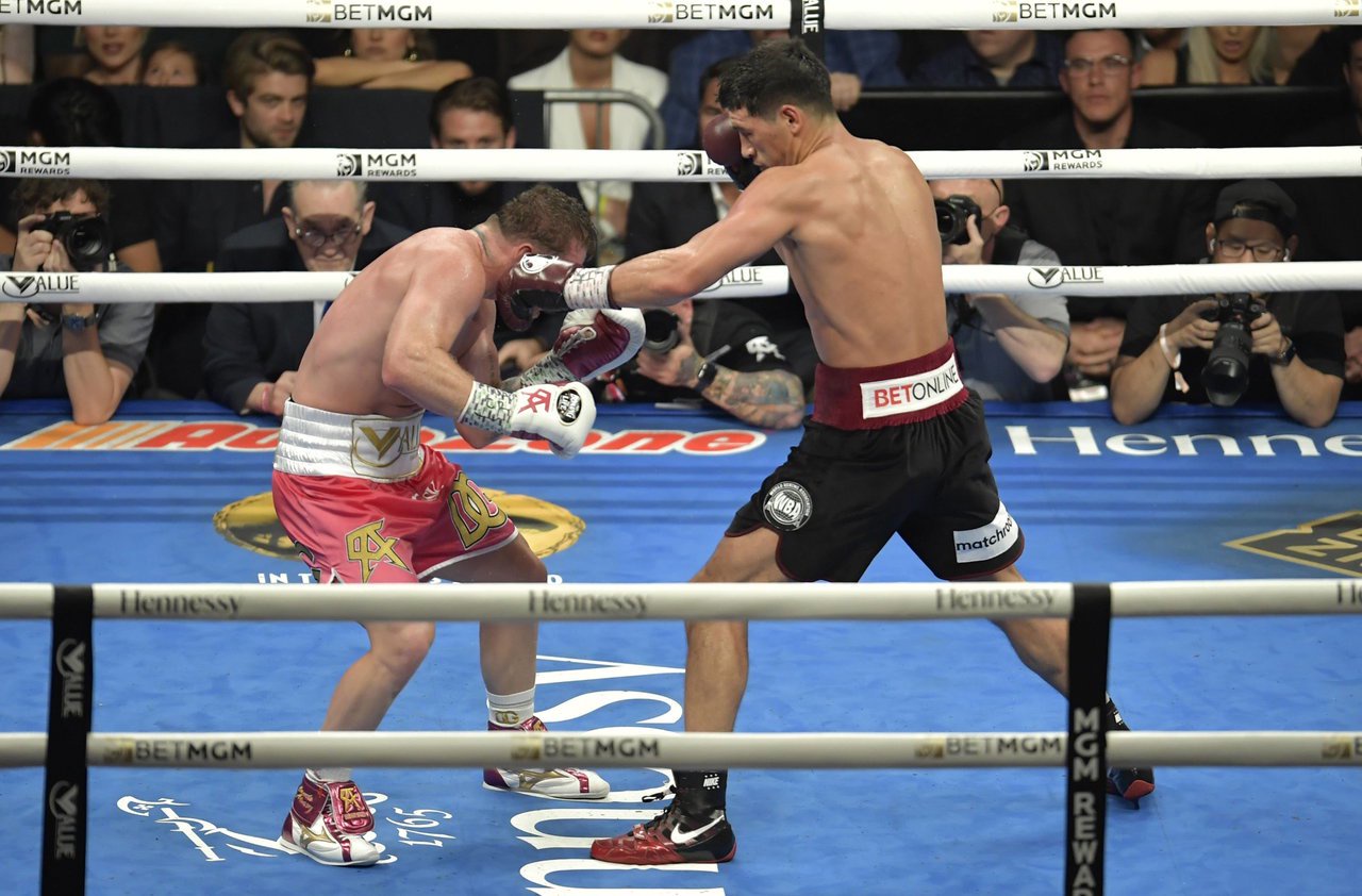 Canelo Alvarez, Dmitry Bivol
