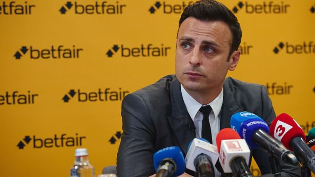 Berbatov admitted 'something isn't right' with United