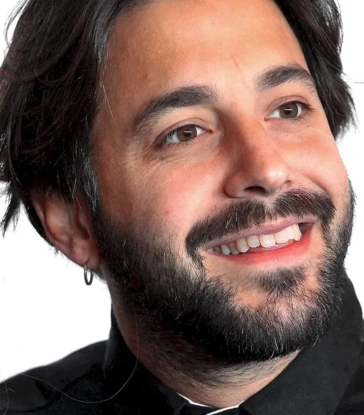 Salvador Sobral critica Cristiano Ronaldo por alegada dificuldade em aceitar decisões técnicas e defende aposta em Gonçalo Ramos
