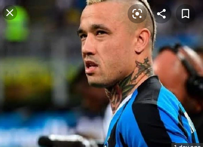 b7571ee53ef75c41e7f9e3f51ecf4e63?quality=uhq&format=webp&resize=720