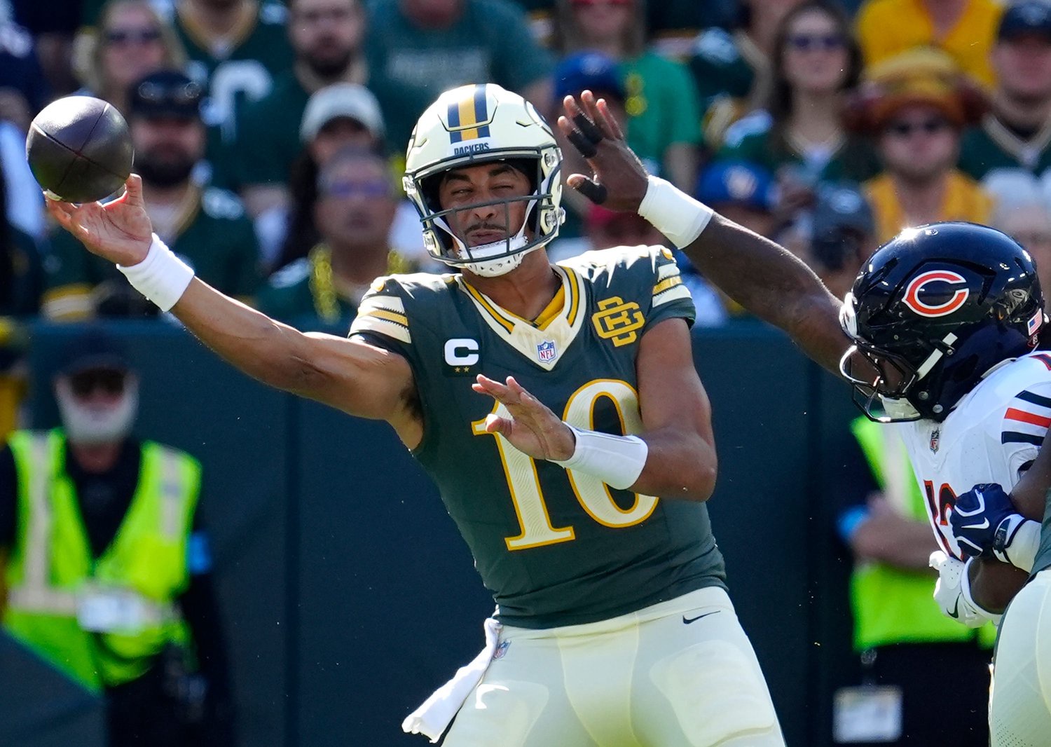 Green Bay Packers quarterback Jordan Love (10) against the Chicago Bears during their football game Sunday, October 11, 2026, at Lambeau Field in Green Bay, Wisconsin.
Wm. Glasheen/Appleton Post-Crescent