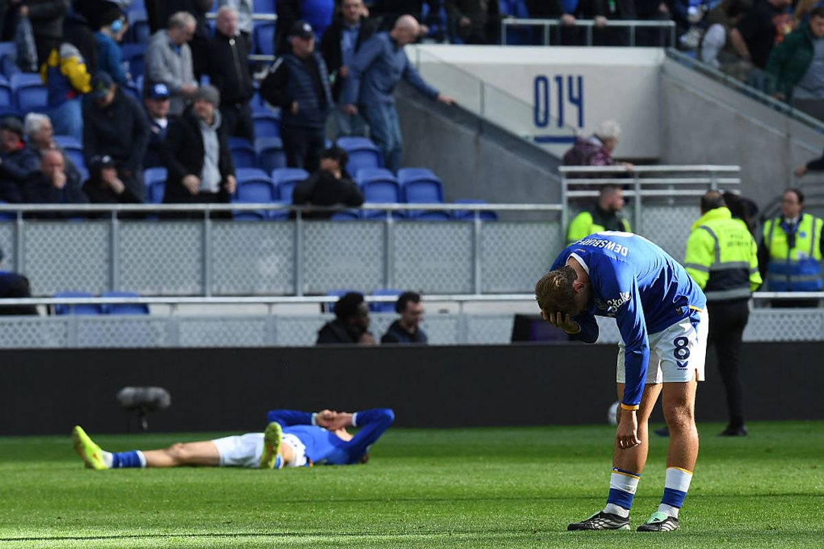 Everton suffered their first defeat of the season (Photo by PETER POWELL / AFP via Getty Images)