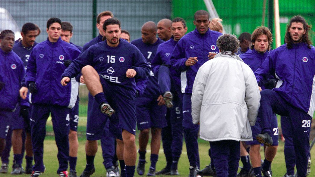 PSG training in 2001